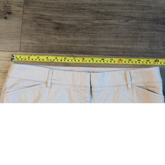 Talbots Perfect Crop Pants Beige Khaki Stretch Hook-and-Bar Closure Women Size 8 - Picture 4 of 6